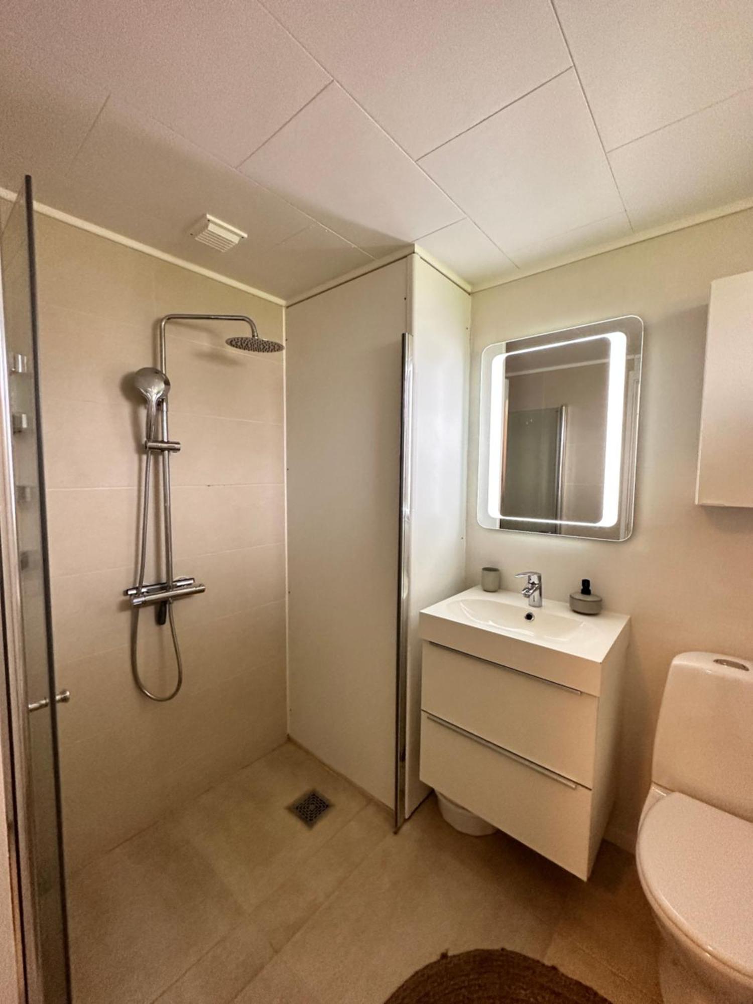 Privat One Bedroom Apartment With Free Parking Οντένσε Εξωτερικό φωτογραφία